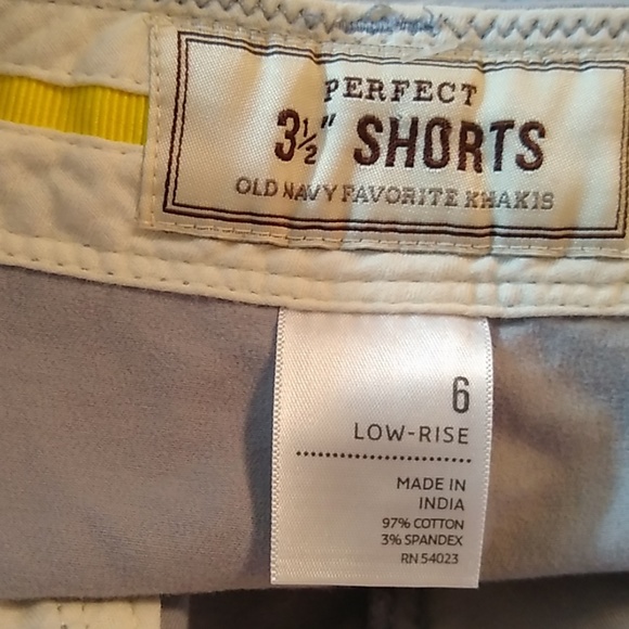 Old Navy Shorts - Picture 4 of 4